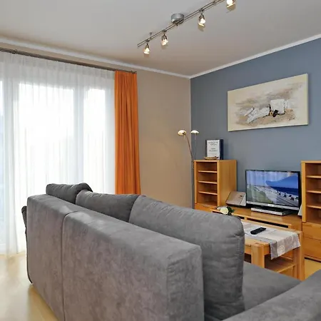 Apartment Waldstrasse 9 02 *